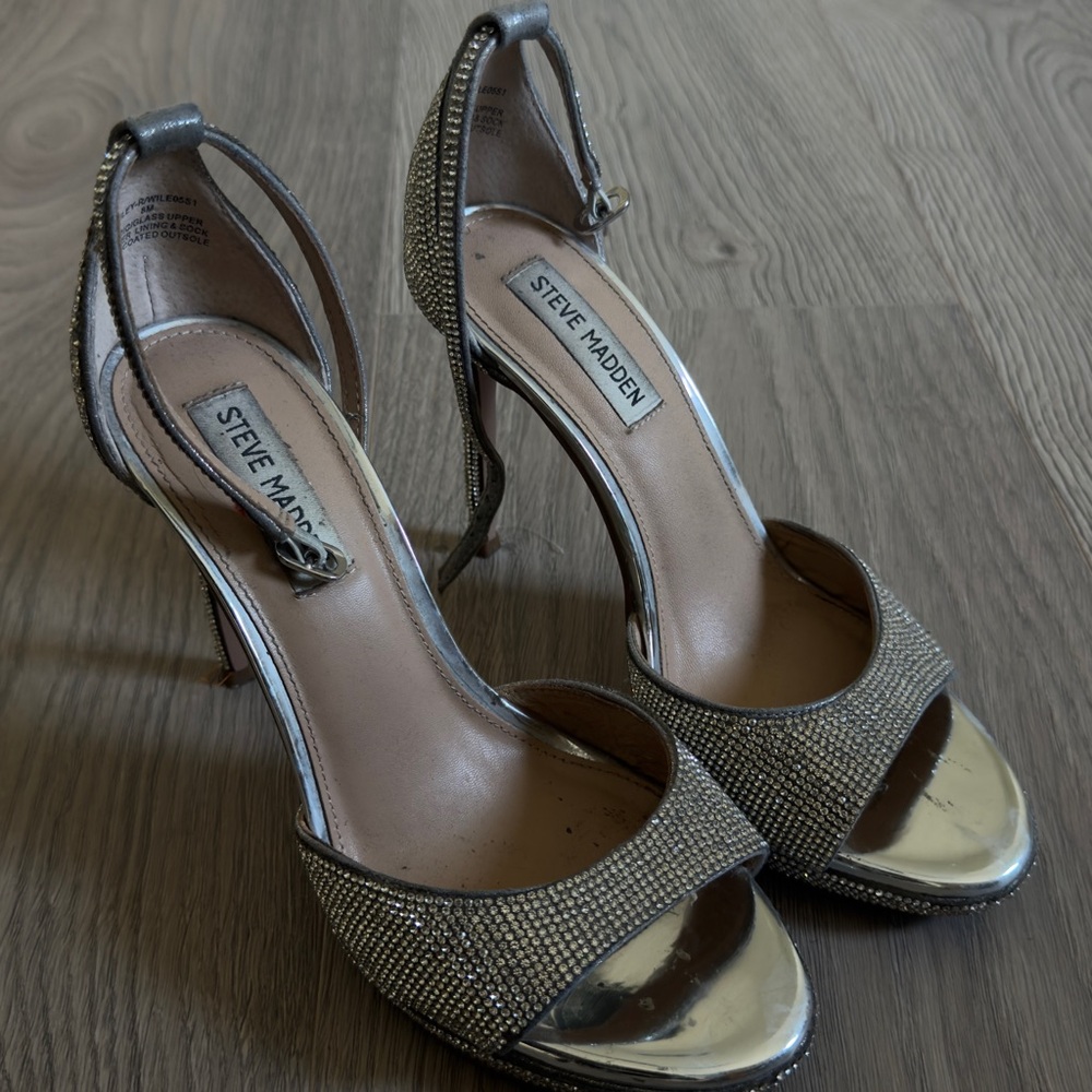 Steve Madden Women's Metallic Silver Rhinestone Open-Toe Heels